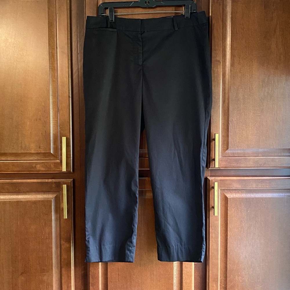 Talbots Signature Women's Black Cropped Pants Size 10